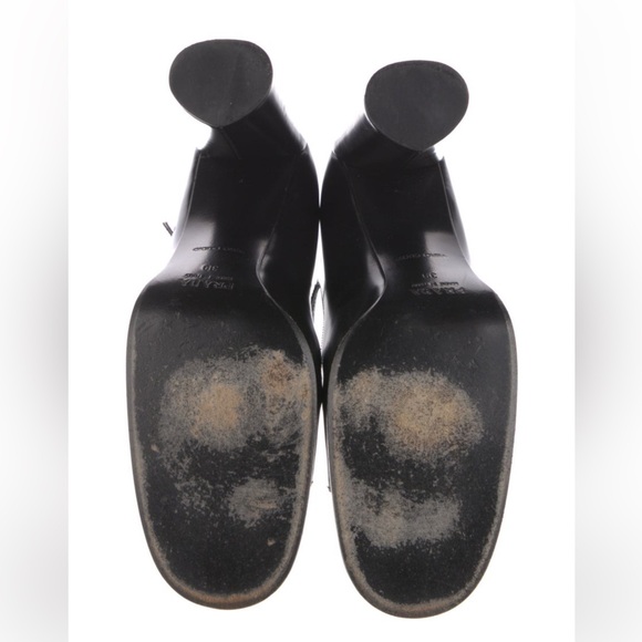 Prada Black Leather Mary Jane Pumps - Size 9 - Picture 5 of 5